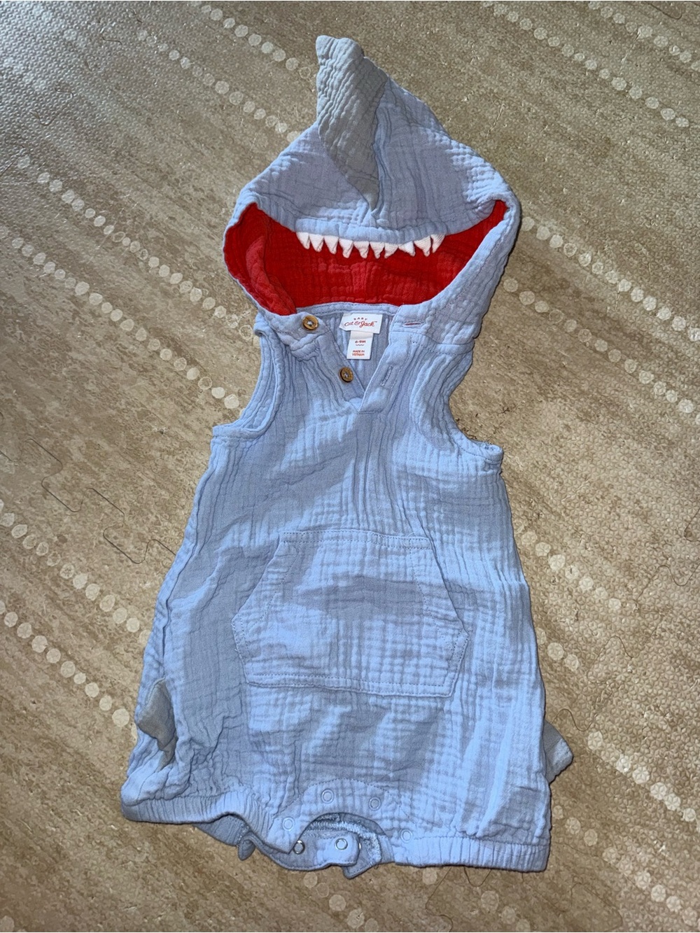 Cat & Jack‎ Light Blue Shark Hooded Romper with Red Lining